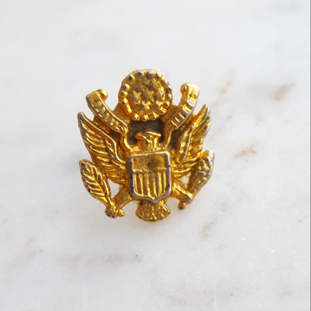 Wwii Eagle Lapel Pin Military Golden